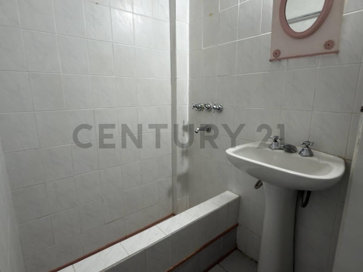 Foto de Almagro- Ph planta baja 2 amb. c/pequeño patio, imagen 4