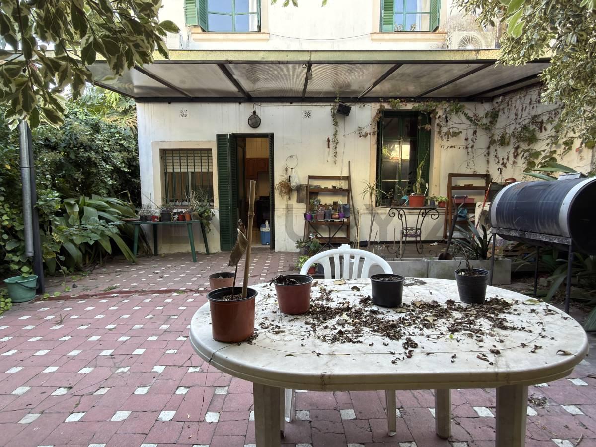 Foto de Agronomia - Excelente Casa de 5 ambientes con hermoso patio/fondo, imagen 1