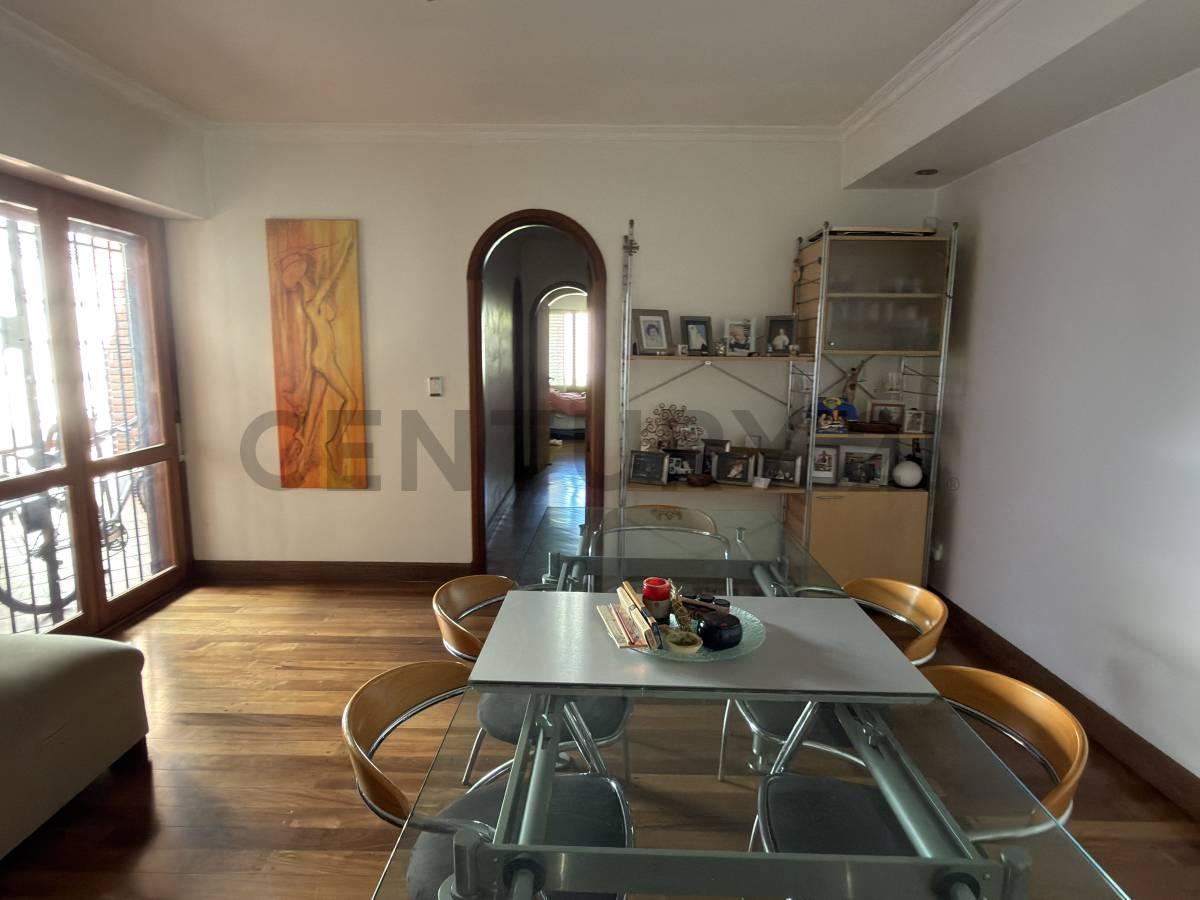 Foto de Villa Devoto- Casa 5 amb c/dpcia, garage, gran parque y piscina, imagen 3