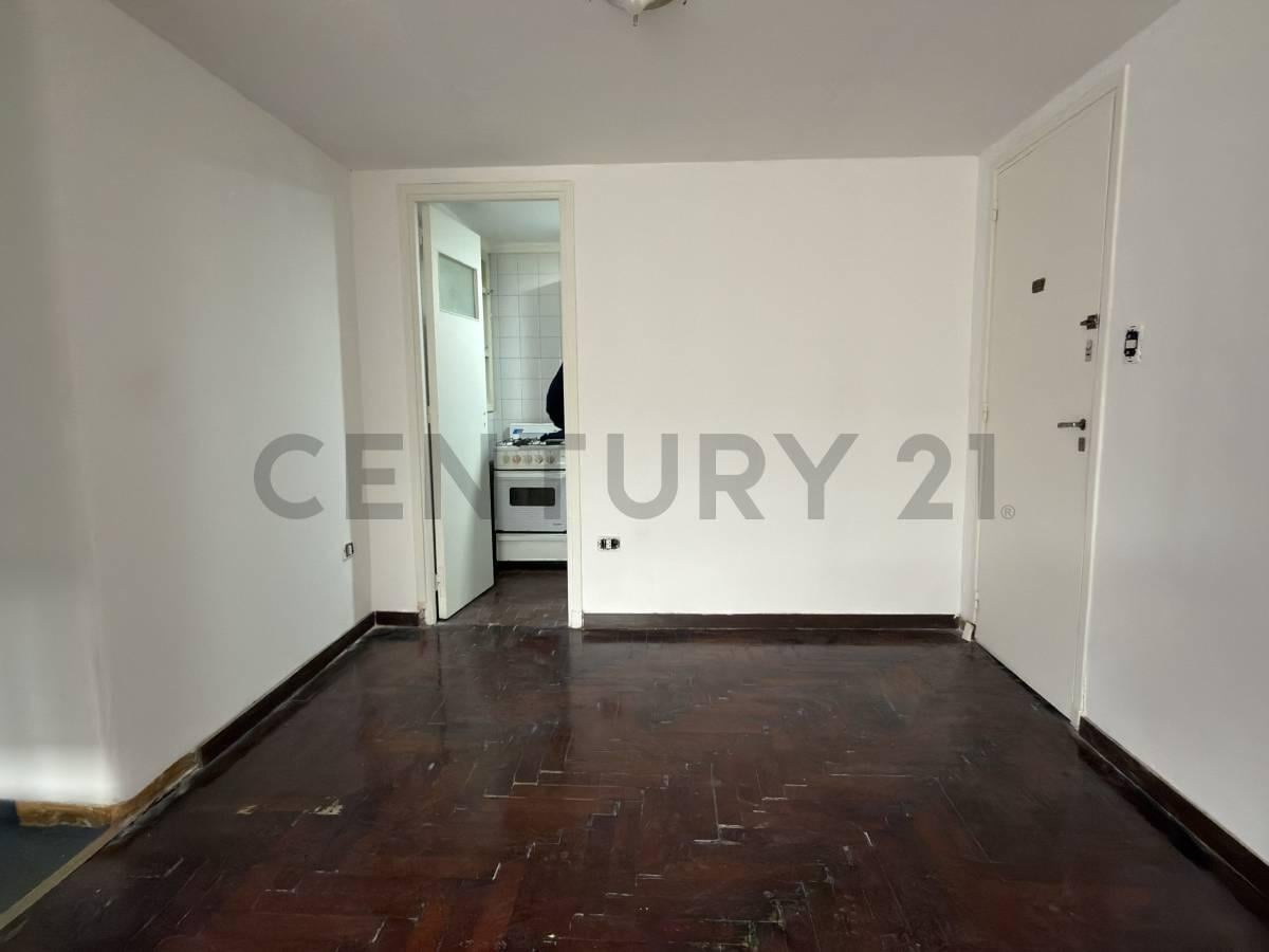 Foto de Villa Devoto- Departamento 3 ambientes con 2 patios-, imagen 4