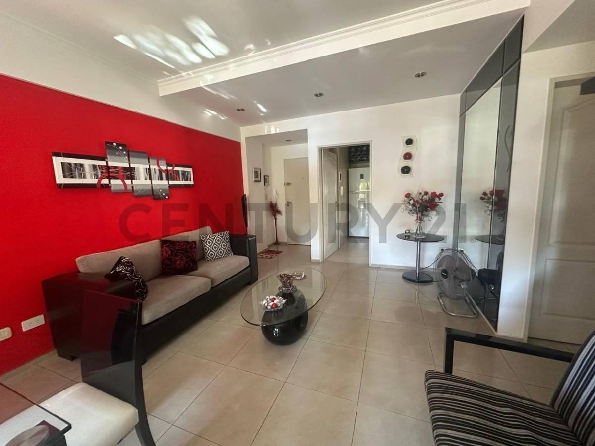 Foto de Excelente departamento 4 ambientes en venta al frente con doble cochera, imagen 1