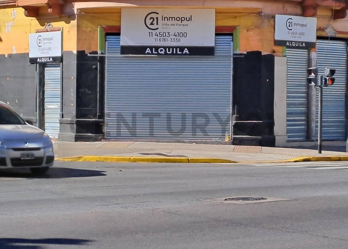 Foto de Local en esquina excelente ubicación., imagen 1