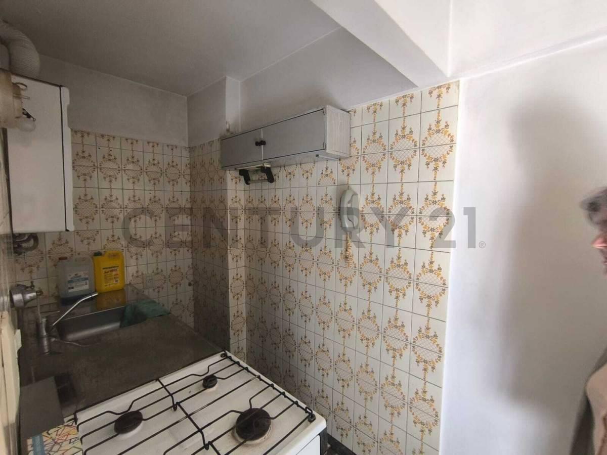 Foto de Venta de 2 Ambientes Lateral en Villa del Parque, imagen 4
