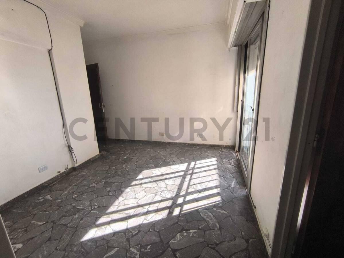 Foto de Venta de 2 Ambientes Lateral en Villa del Parque, imagen 3