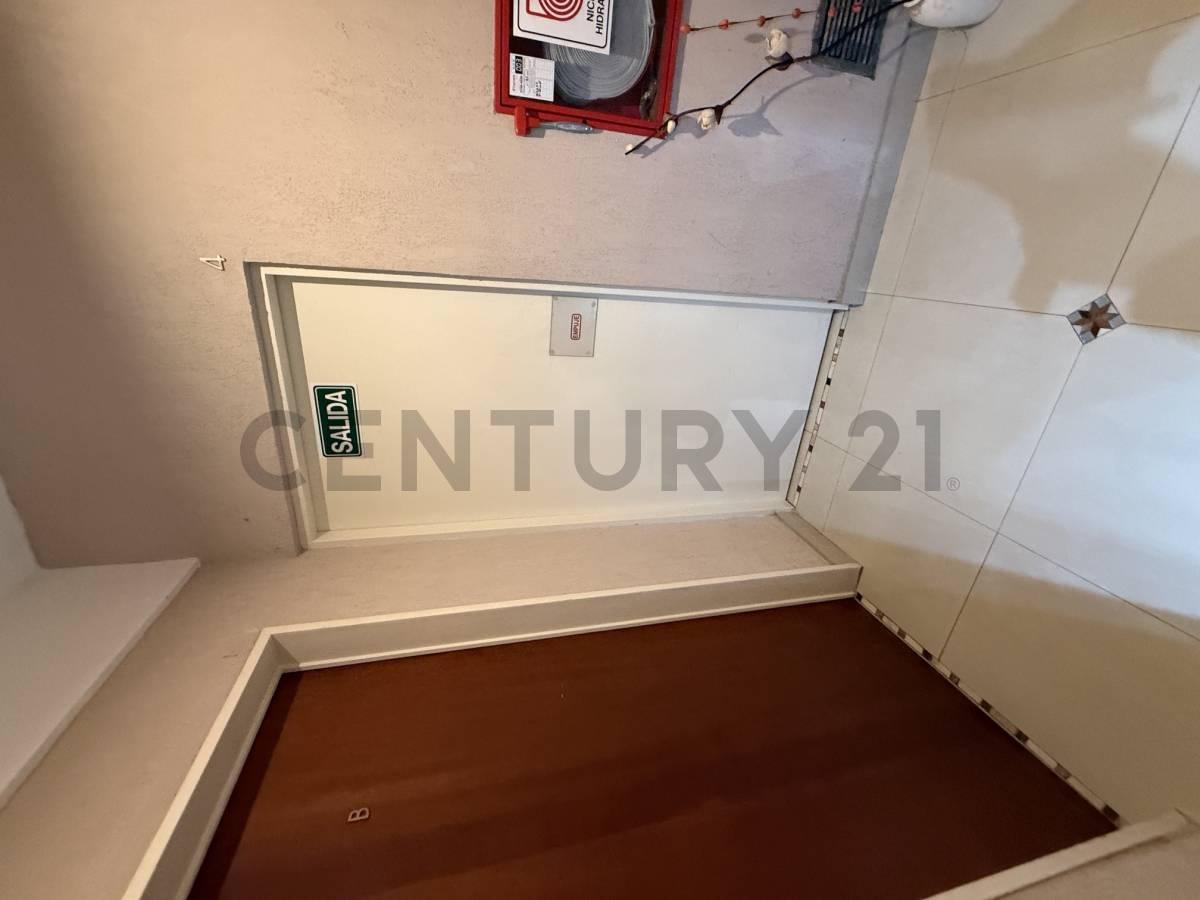 Foto de EXCLUSIVO SEMIPISO AL FRENTE | 2 AMBIENTES Y MEDIO | BALCÓN CON, imagen 1