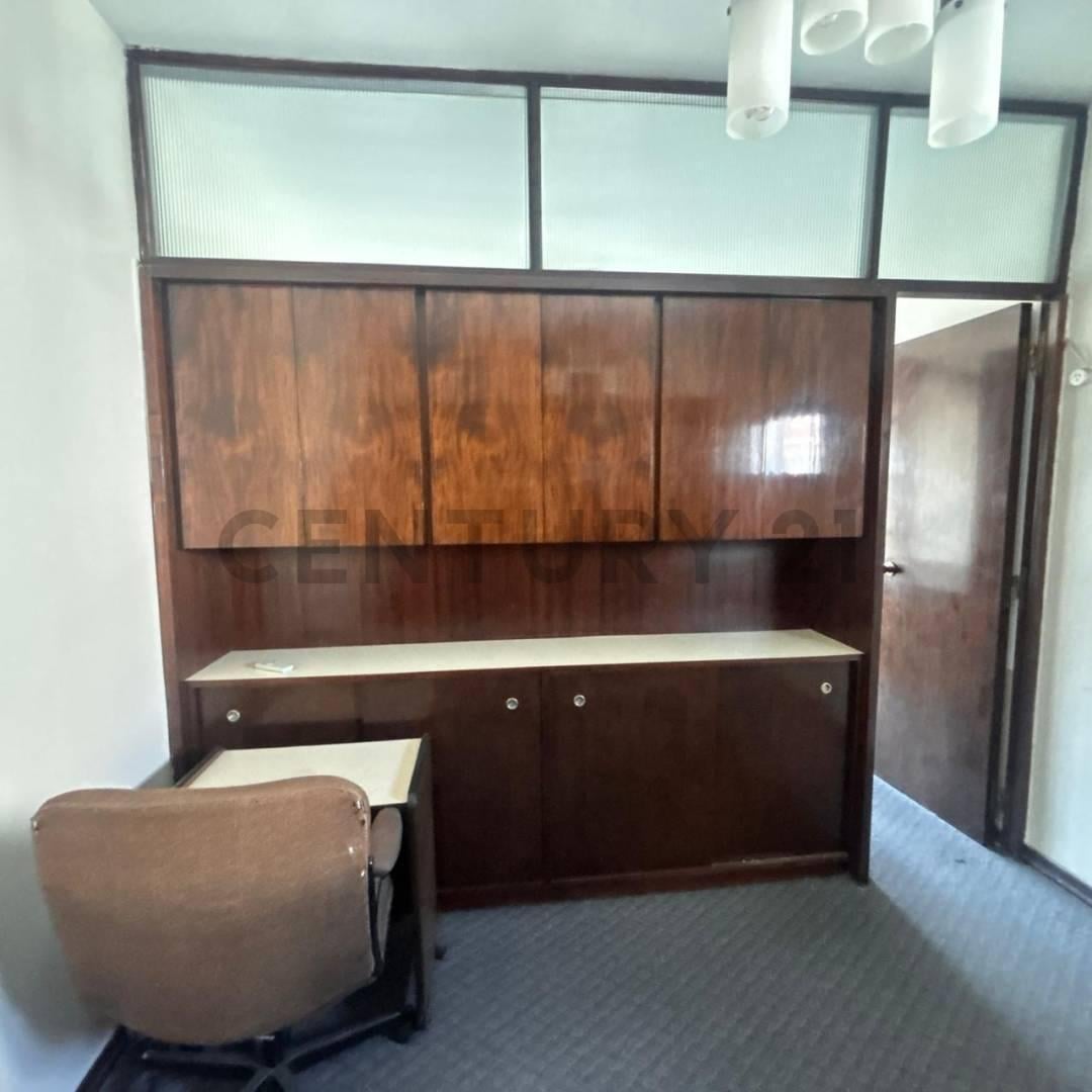 Foto de Oficina a la Venta con Baño Privado y balcón Aterrazado - San Nicolas, imagen 5