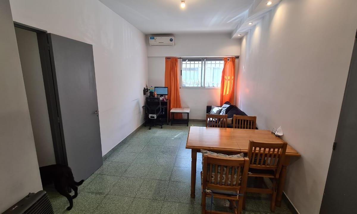 Dinamarca Al 1100 - Dto. 3 Amb. con Patio Reciclado 5