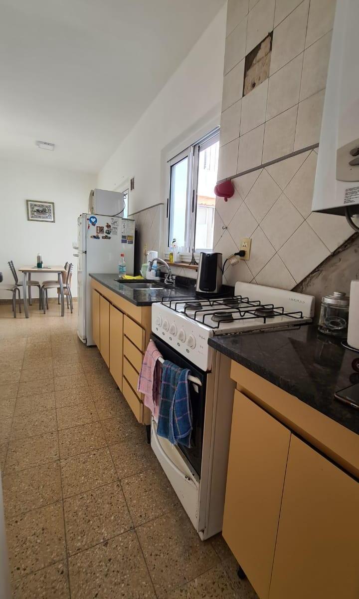 Av San Martín Al 2100 - Dto. 3 Amb. con Balcón 5