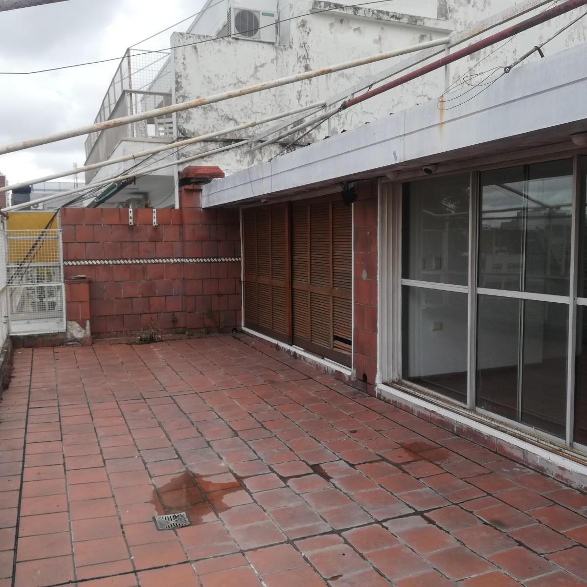 Departamento 4 Ambientes, Balcón Terraza / Plaza Misericordia - Flores 2