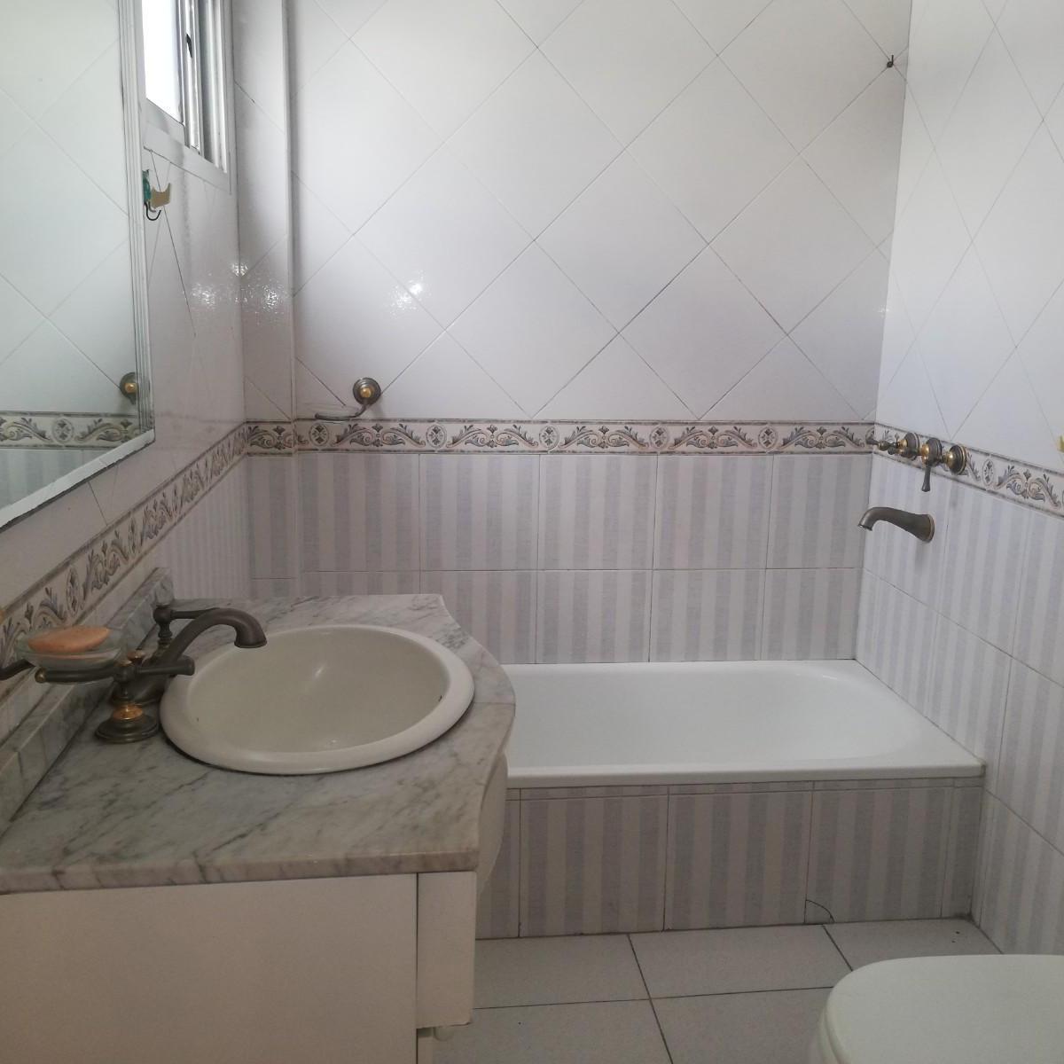 Departamento 4 Ambientes, Balcón Terraza / Plaza Misericordia - Flores 3