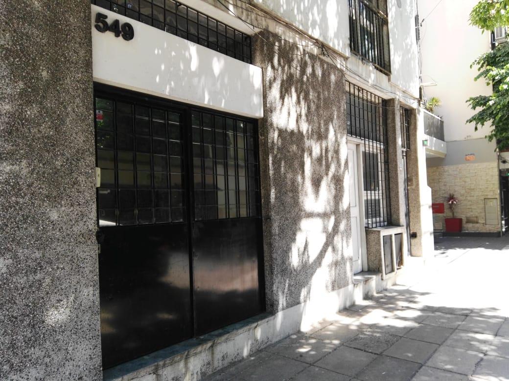 Venta PH 4 Ambientes Al Frente con Terraza en Caballito 4
