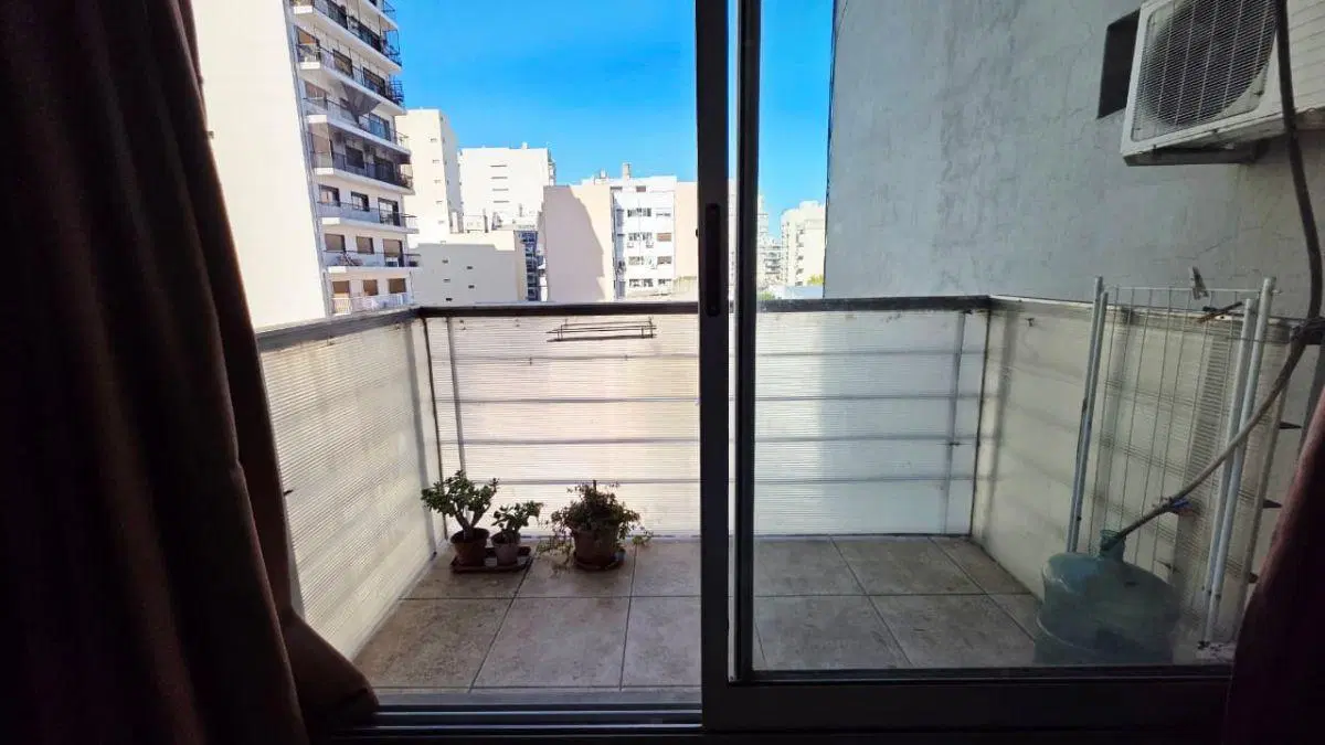 Dto. 1 Amb. con Balcón - TOTALMENTE AMOBLADO 3