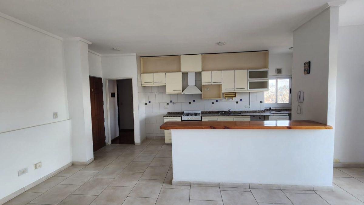 Foto de Alquiler Departamento 2 Ambientes con balcon al frente - Parque, imagen 5