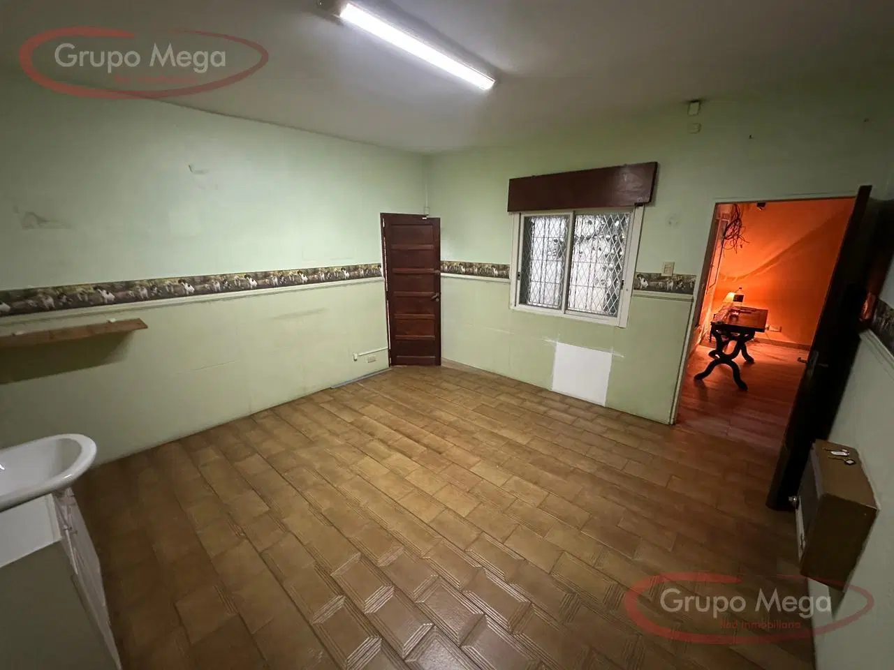 Casa con local, actividad comercial o vivienda 4
