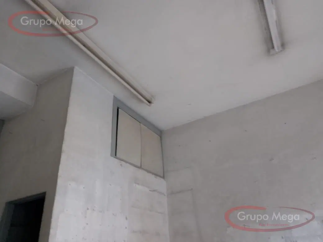 Local a la calle 16 m2 3