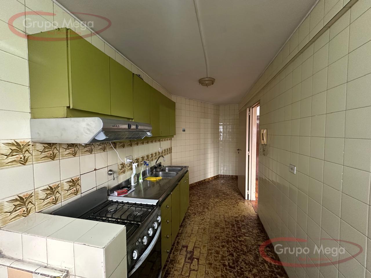 Foto de Excel. departamento c/ balcón al frente, imagen 4