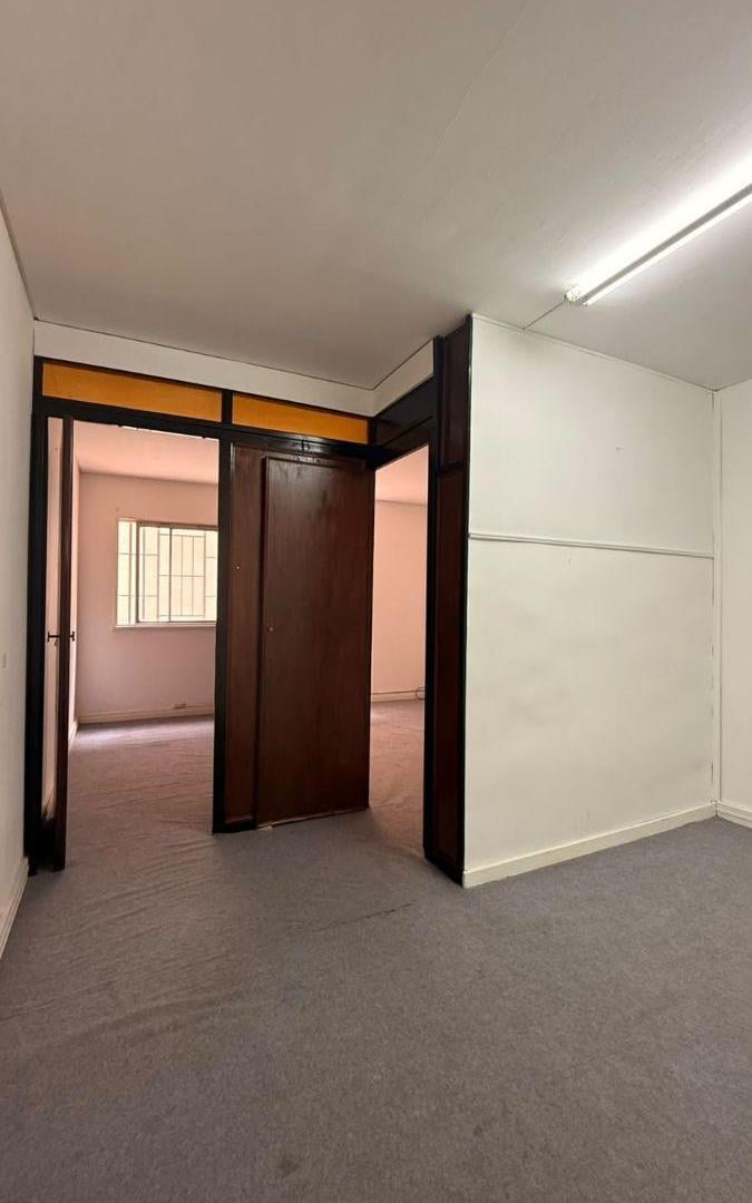 Foto de VENTA OFICINA- PARANA Y AV CORRIENTES- EXCEL UBICACION- 25 M2- LUZ-, imagen 4