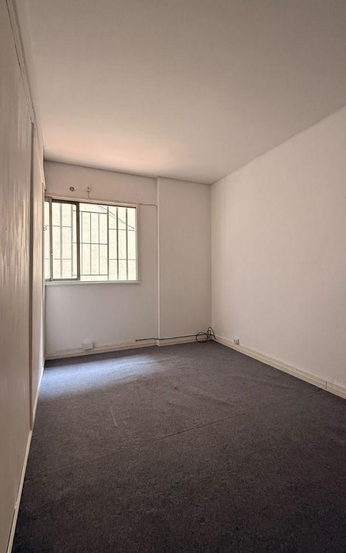 Foto de VENTA OFICINA- PARANA Y AV CORRIENTES- EXCEL UBICACION- 25 M2- LUZ-, imagen 5