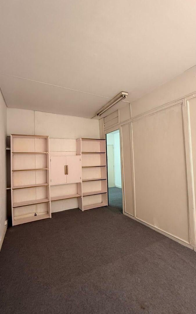Foto de VENTA OFICINA- PARANA Y AV CORRIENTES- EXCEL UBICACION- 25 M2- LUZ-, imagen 2