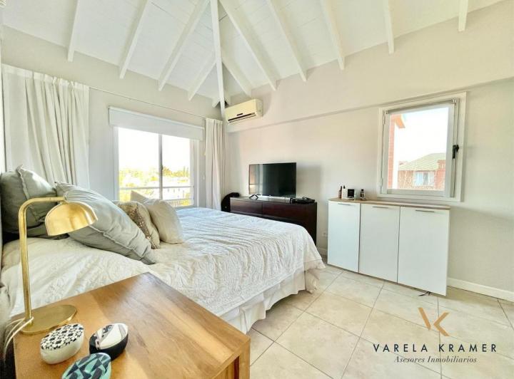 Departamento en venta en  Jardines de San Isidro 5