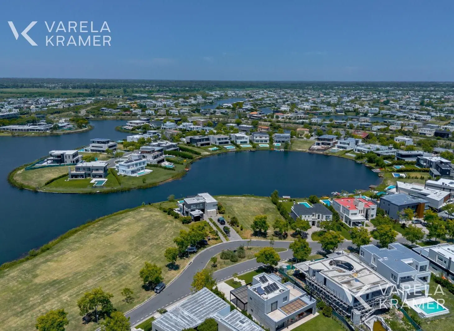 Terreno en Venta Barrio Marinas Puertos del Lago 1