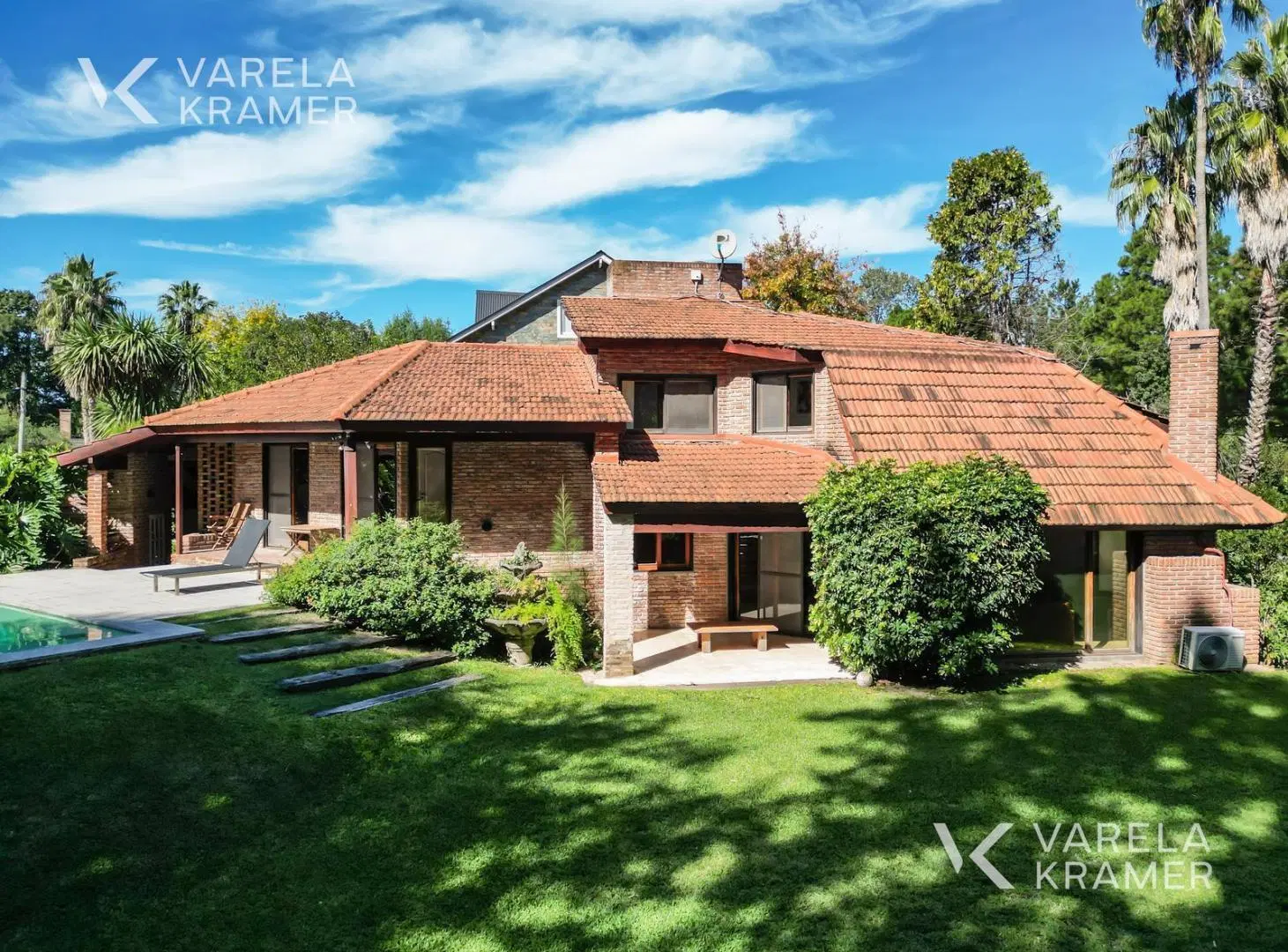 Casa en  venta en el Club Naútico Escobar 5