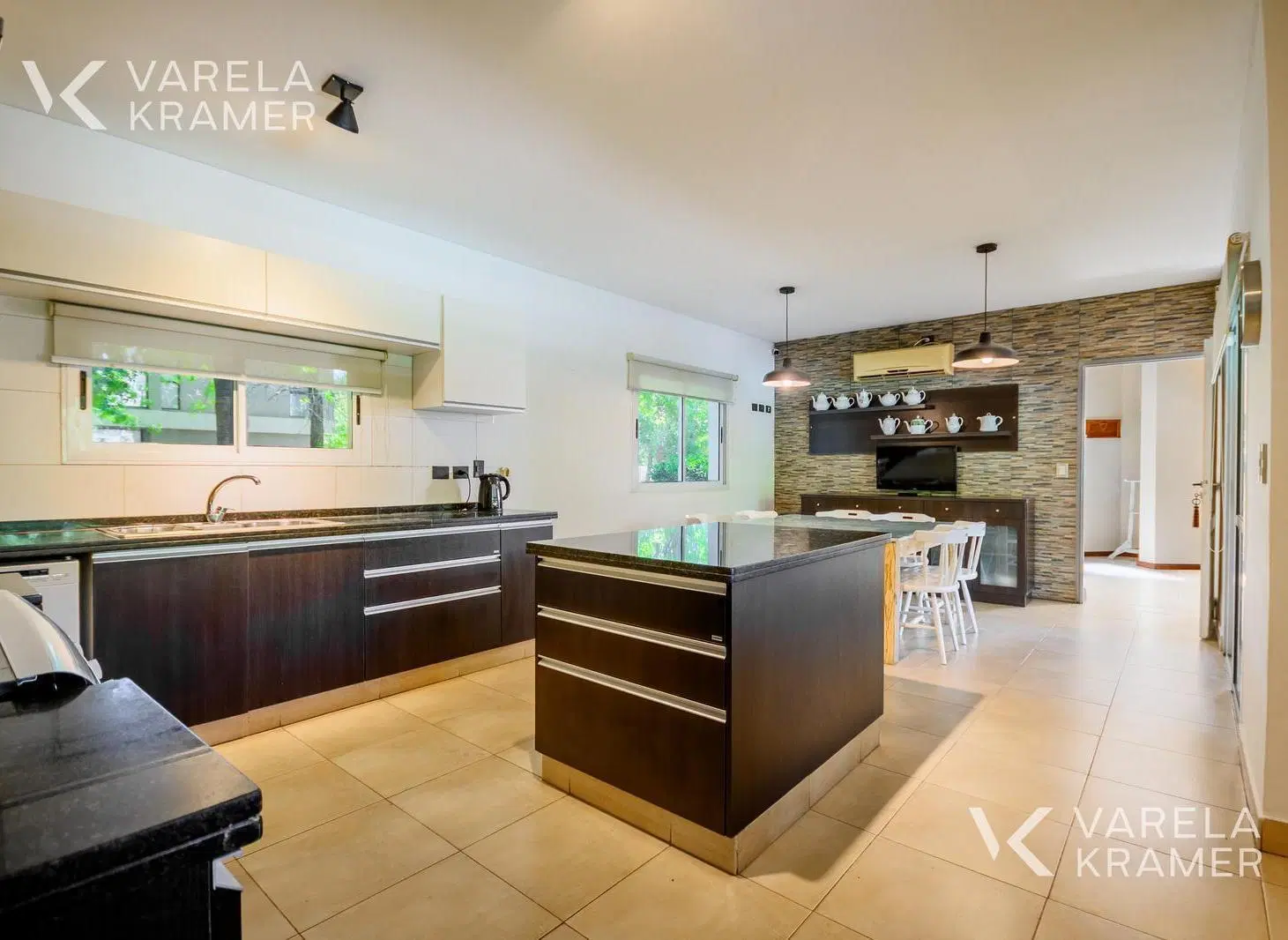 Casa en Venta en Pilar 4