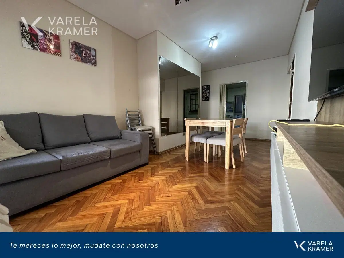 Departamento en Venta en Villa del Parque 5