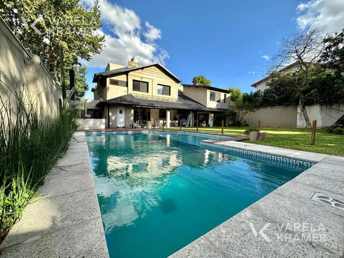 Casa en Venta en la Lucila 3