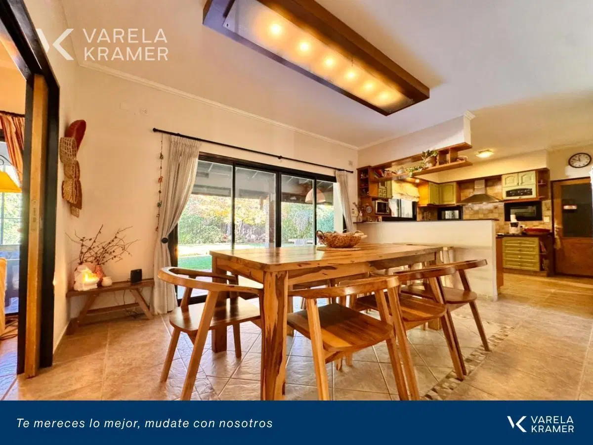 Casa en Venta en Barrio Privado Santa Silvina 4