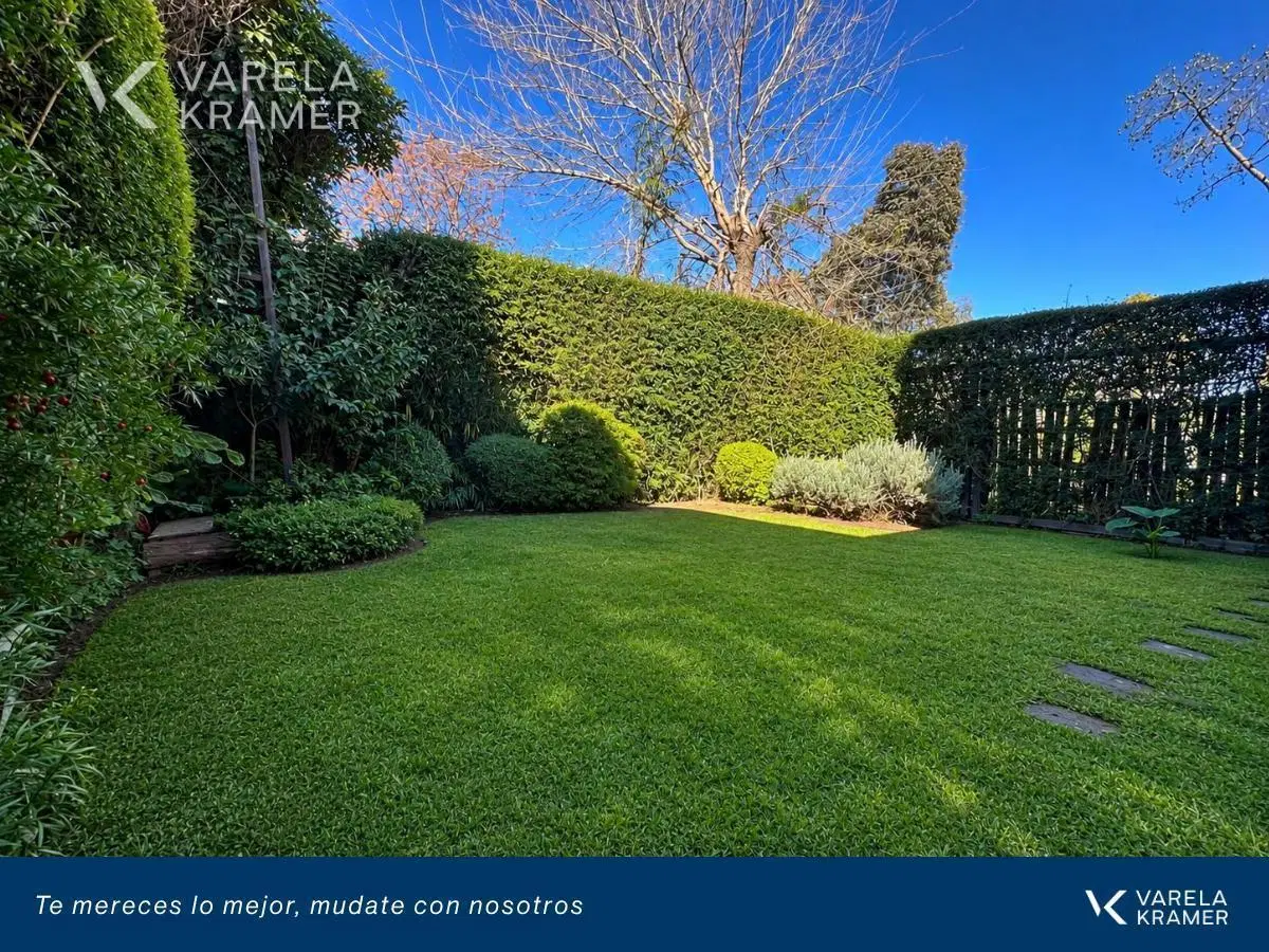 Casa en Venta en Don Torcuato 8