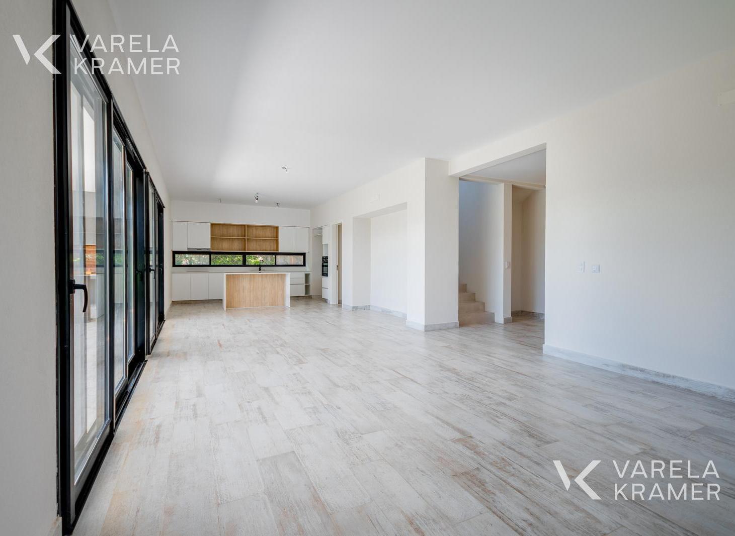 Foto de Casa en Venta en Pilar del Este, imagen 2