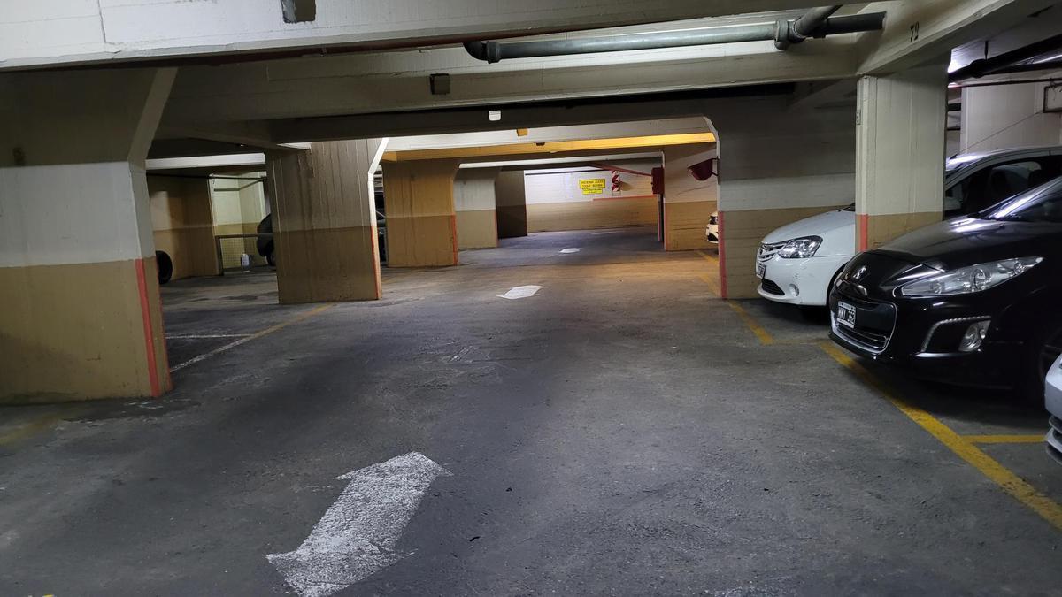 Foto de Cochera en Venta en Martinez, imagen 4