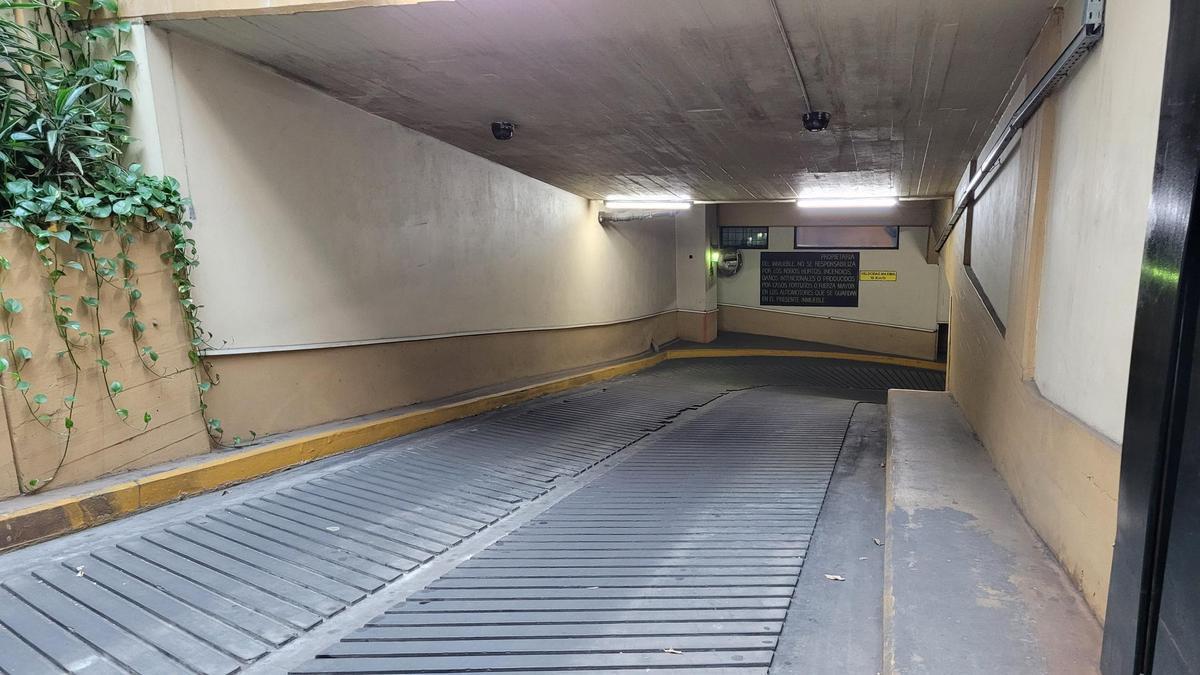 Foto de Cochera en Venta en Martinez, imagen 1