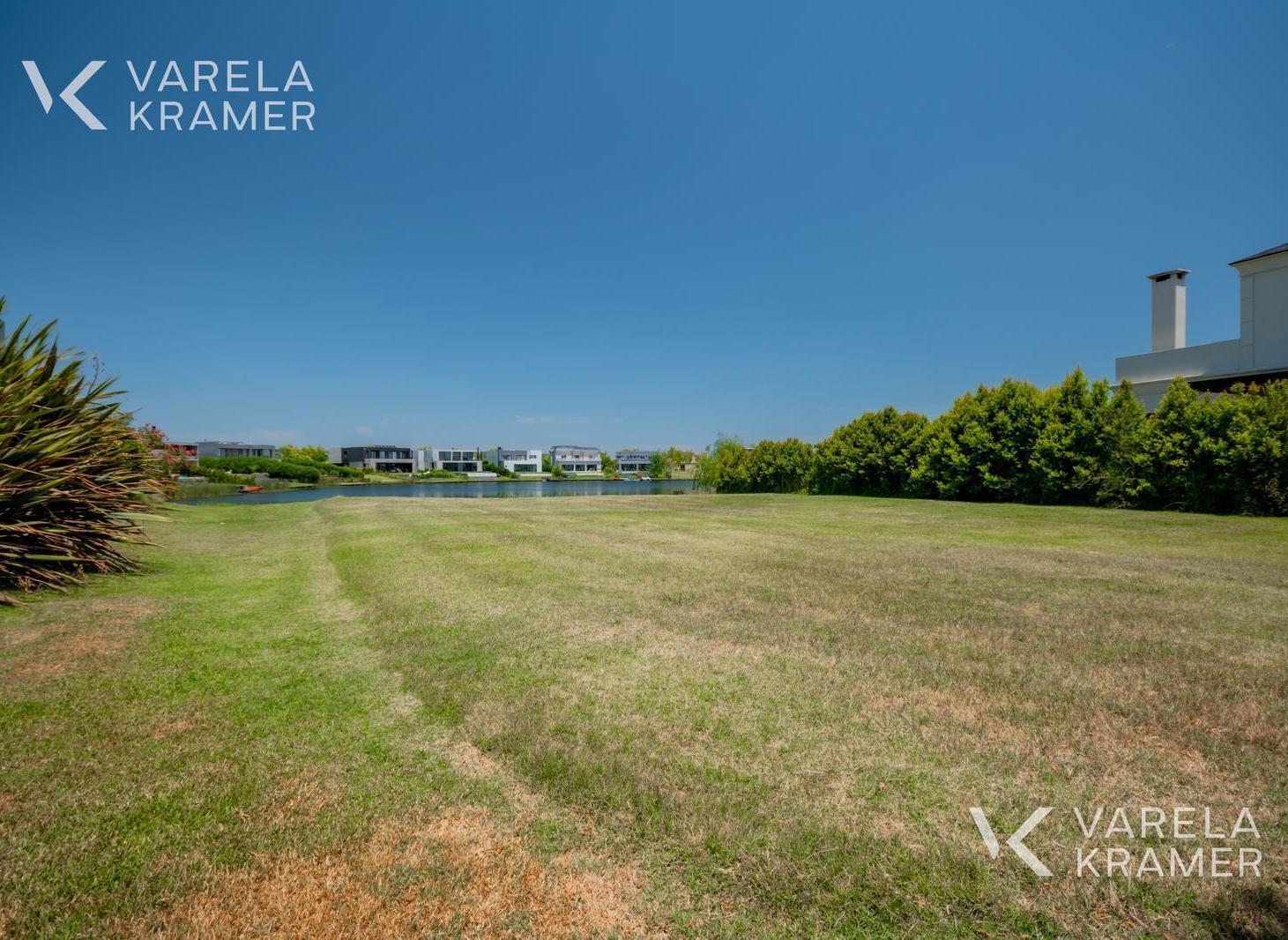 Foto de Terreno en Venta Barrio Marinas Puertos del Lago, imagen 2