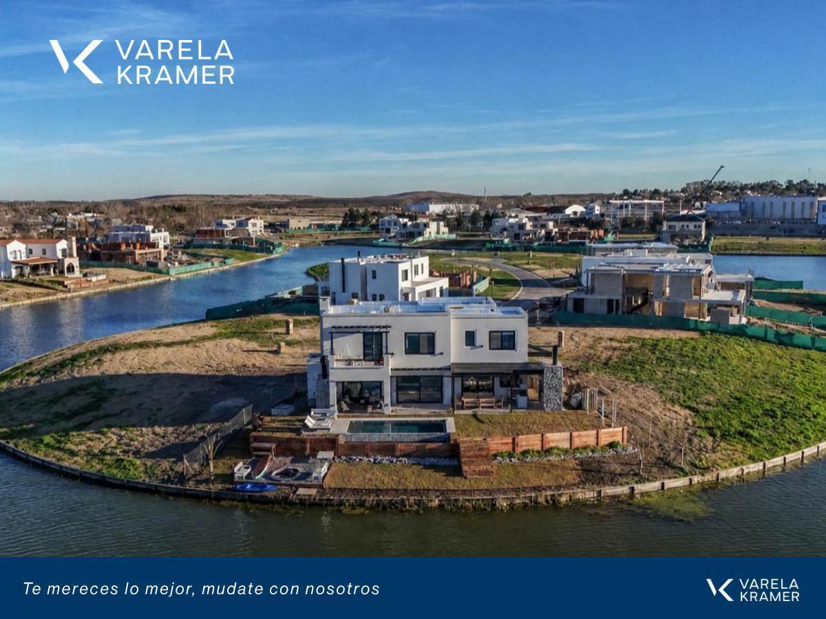 Foto de Terreno en Venta en Barrio Cerrado San Fermin, imagen 2