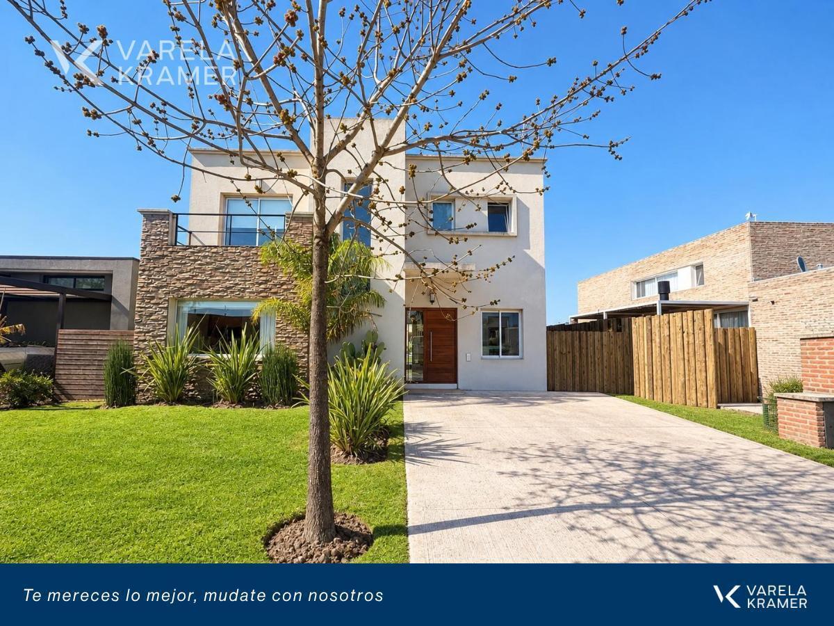 Foto de Casa con 3 dormitorios en Venta en Vila Marina I, imagen 3