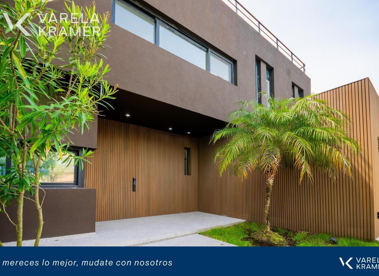 Foto de Casa a estrenar con amarra e el Yacht Nordelta, imagen 2
