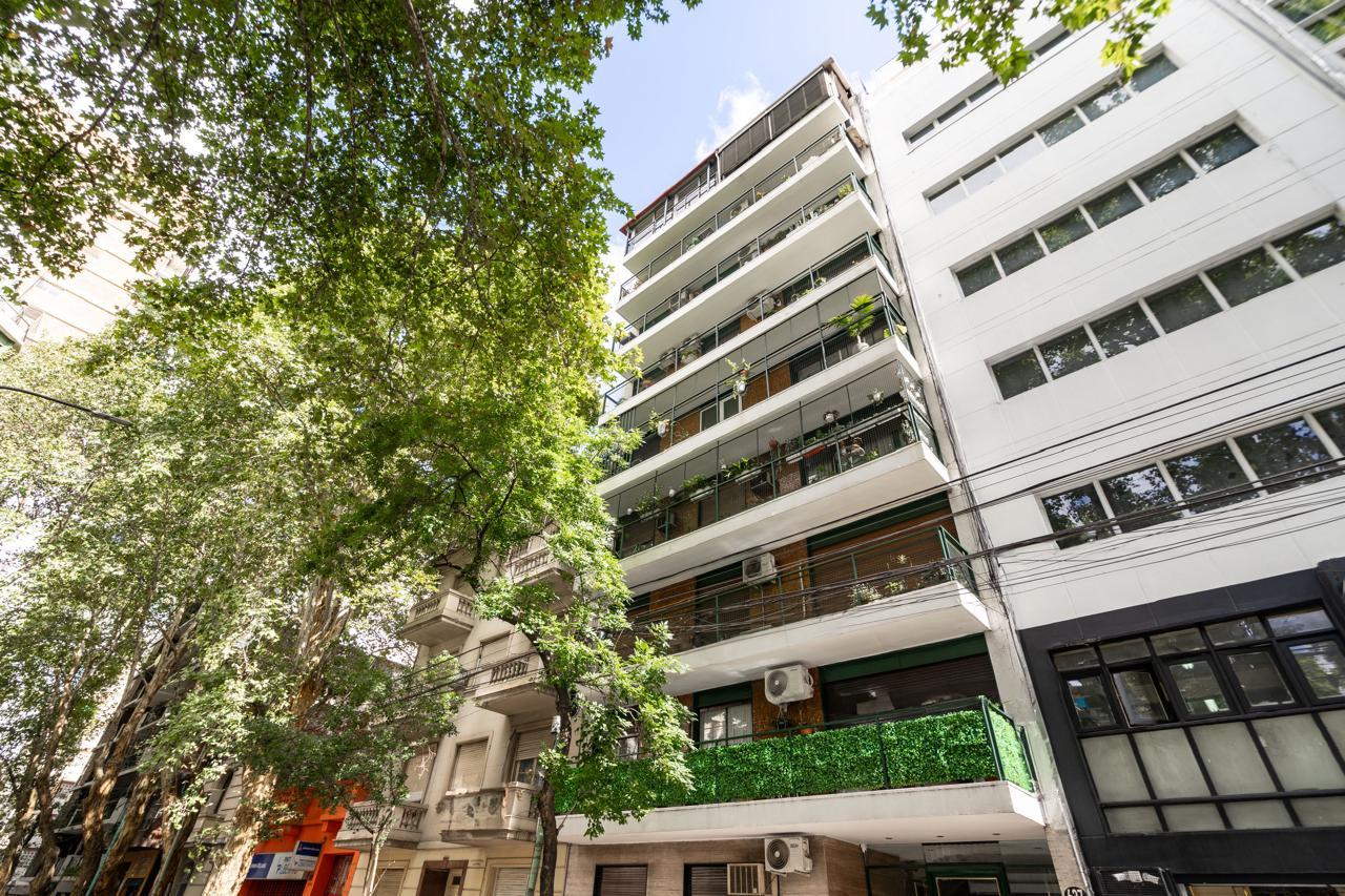 Oportunidad en Caballito – 3 Ambientes con Balcón y APTO PROSIONAL!!!