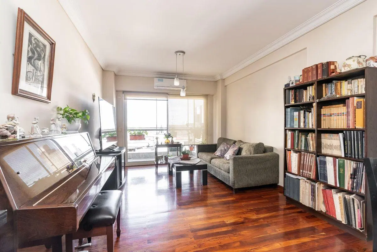 Exclusivo SEMIPISO de 4 ambientes con SUITE , PALIER PRIVADO – PILETA y BAULERA en Caballito 8