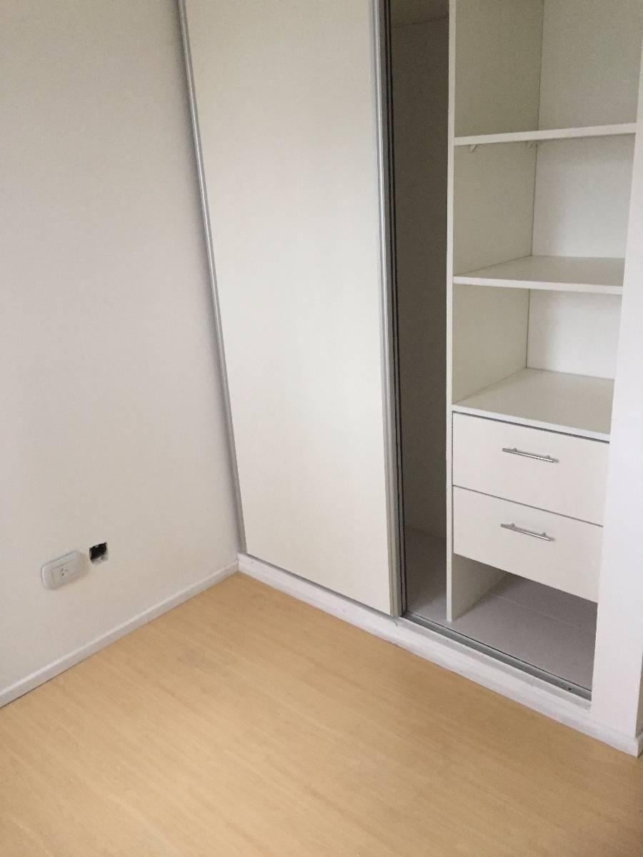 BANFIELD, DEPARTAMENTO A ESTRENAR, 3 AMBIENTES, A METROS ESTACIÓN.
