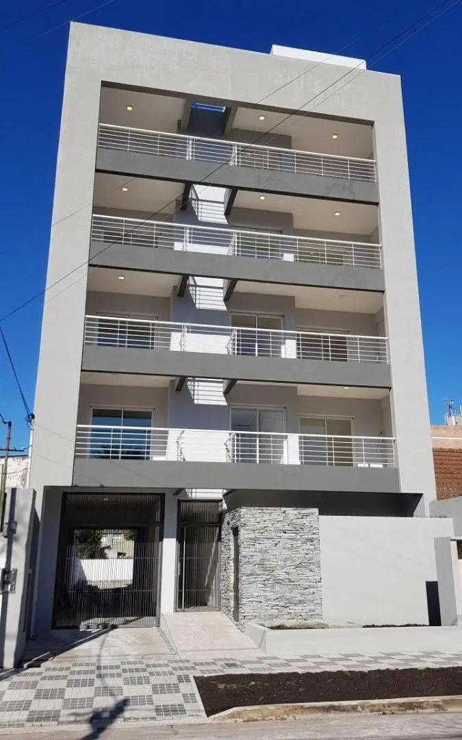 Impecable monoambiente CON PATIO en Monte Grande. 3