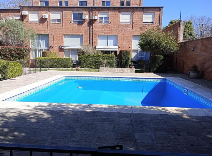 Espectacular depto en alquiler 3amb en complejo, zona Beccar 1