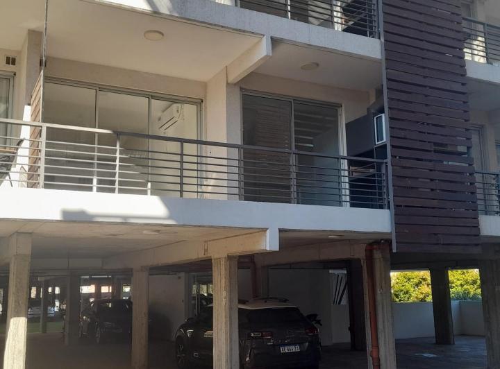 Exclente Dpto 2amb con cochera edificio Tigre Park 3