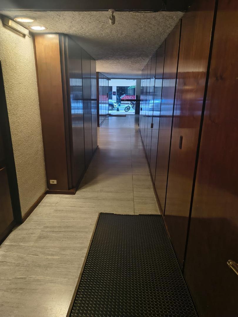 Foto de Excelente departamento 3 Amb + dep c/coch y baul, imagen 2