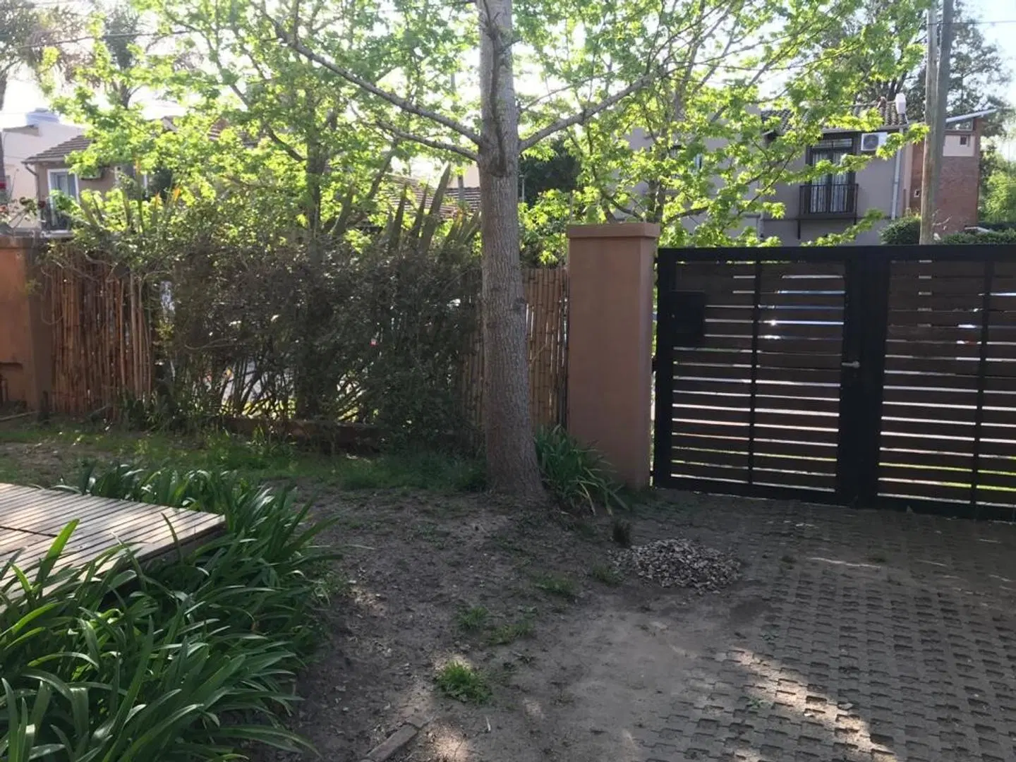 Casa de diseño 4amb c/ jardin, exclusiva ubicacion 3