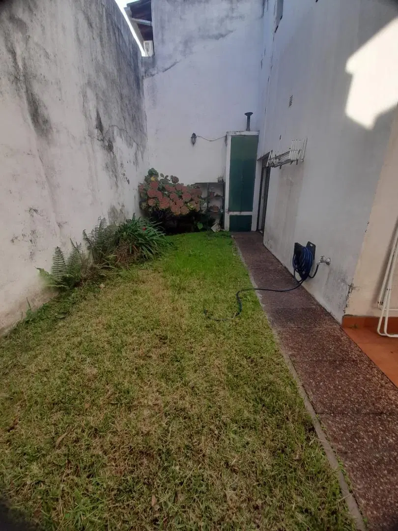 Casa en Venta zona Martinez 3