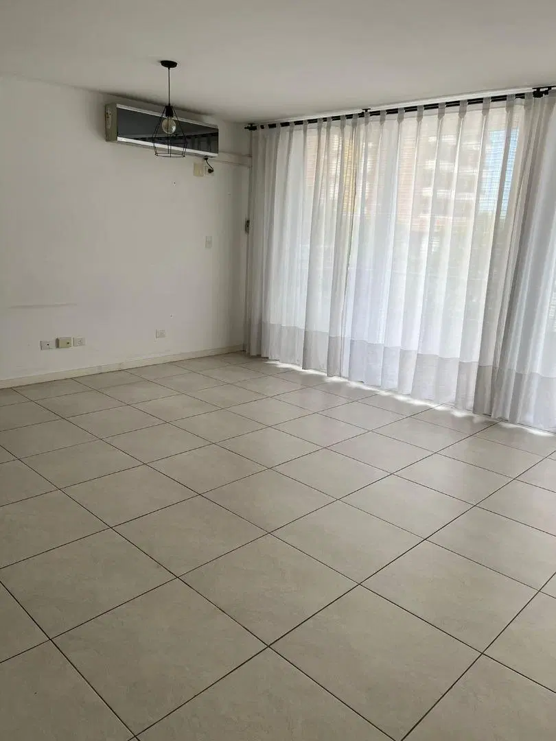 EXCELENTE DEPARTAMENTO 2 AMB CON COCHERA 5