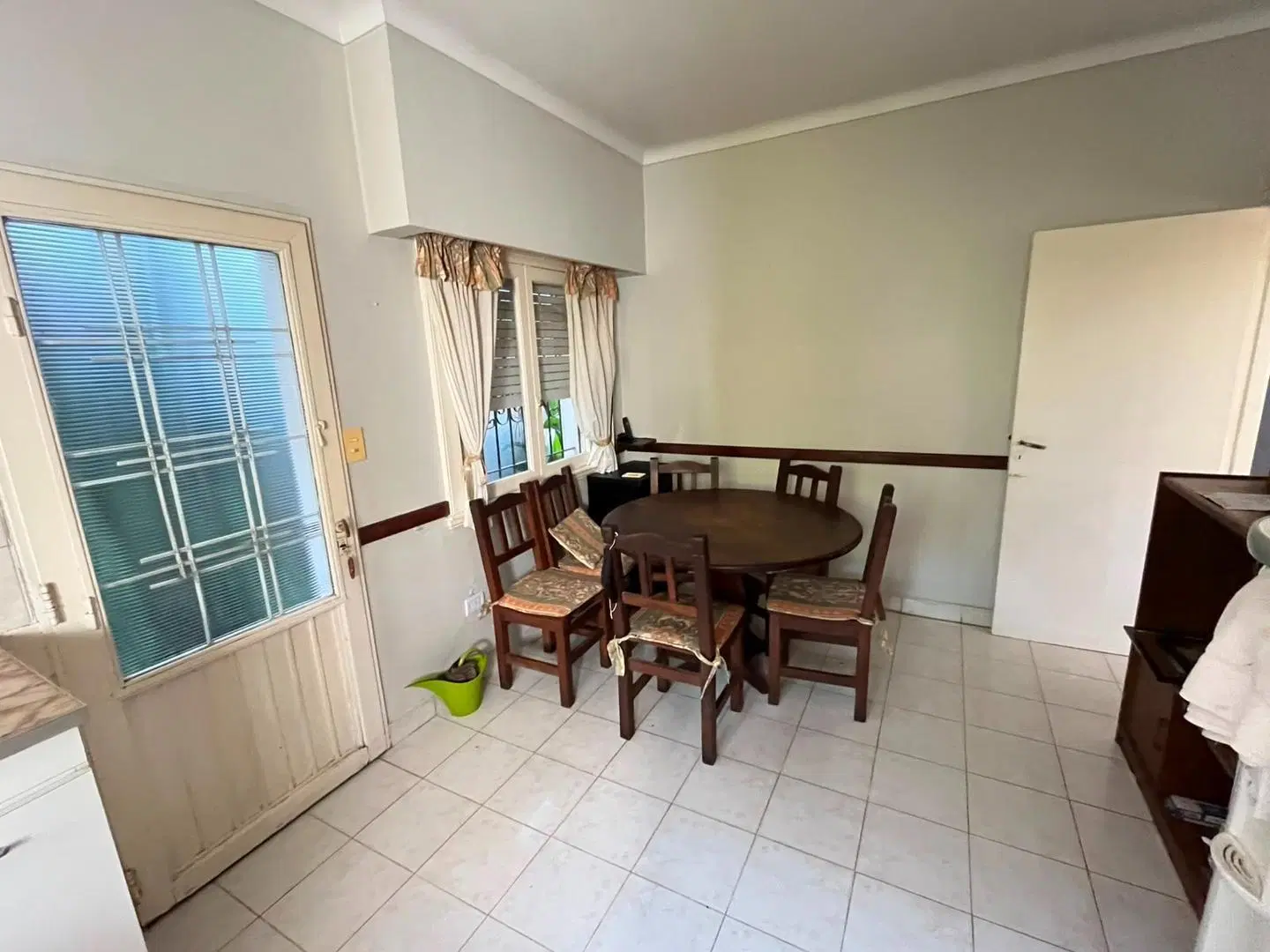 Chalet en 1 planta, 2 dorm + escritorio. Coch y Jardín! 5
