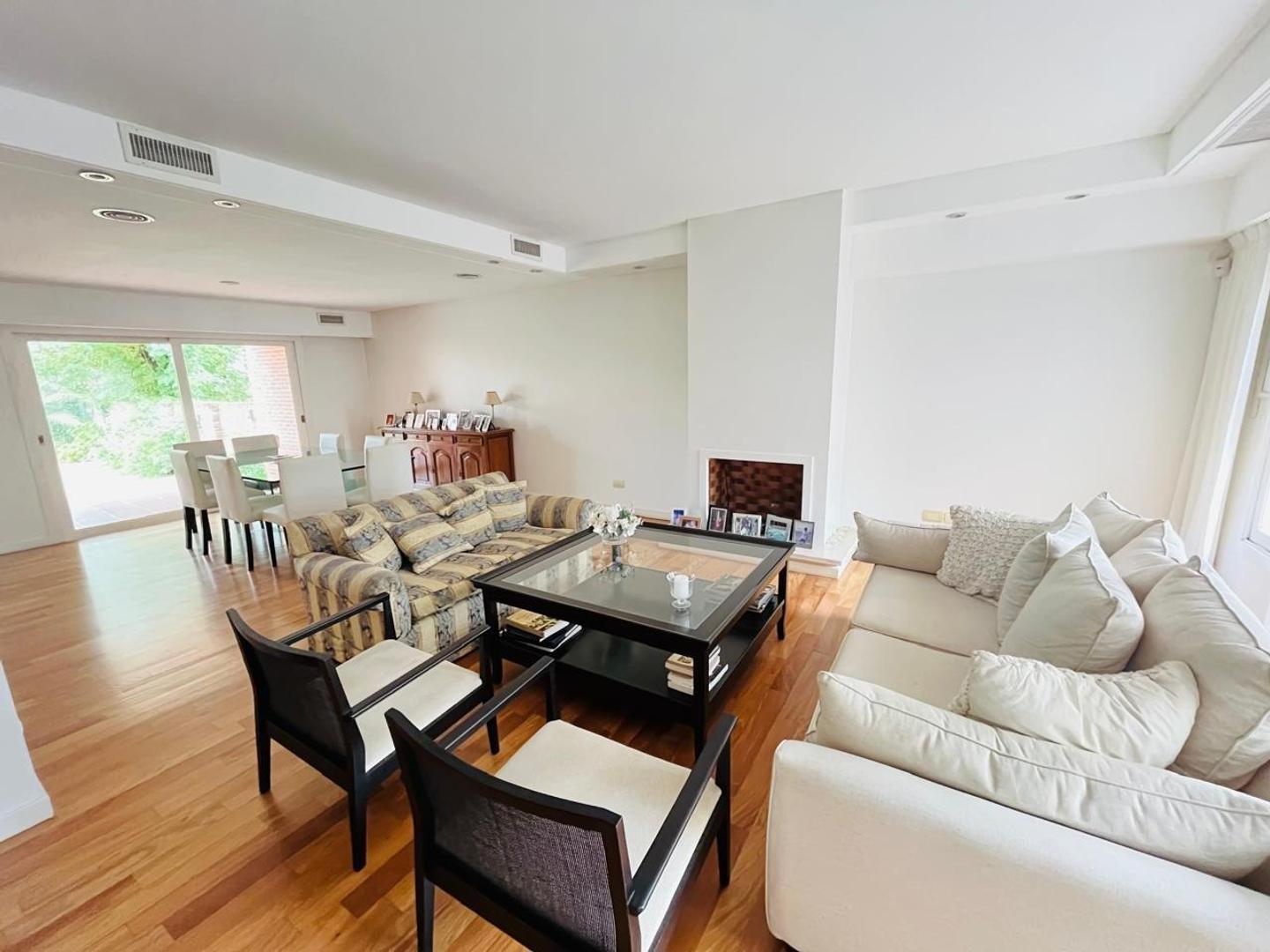 Foto de CASA 6 AMBIENTES CON DEPENDENCIA, imagen 5